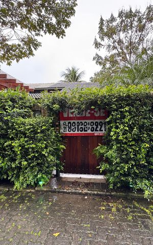 Casa de condomínio à venda com 110m², 3 quartos e 2 vagas Casa de condomínio à venda com 110m², 3 quartos e 2 vagasFachada