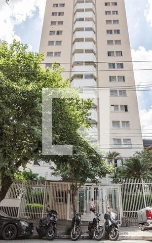 Apartamento para alugar com 57m², 2 quartos e 1 vaga Apartamento para alugar com 57m², 2 quartos e 1 vagaFachada