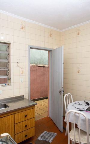 Casa à venda com 106m², 4 quartos e 2 vagasCozinha