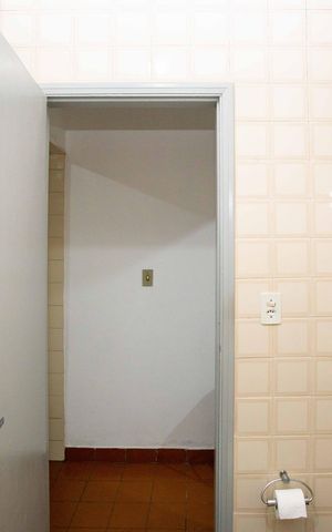 Casa à venda com 106m², 4 quartos e 2 vagasBanheiro