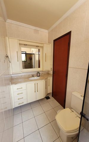 Apartamento para alugar com 93m², 3 quartos e 2 vagas Apartamento para alugar com 93m², 3 quartos e 2 vagasBanheiro