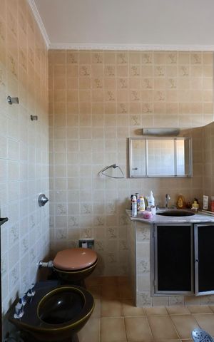 Casa para alugar com 290m², 3 quartos e 4 vagasBanheiro da Suíte