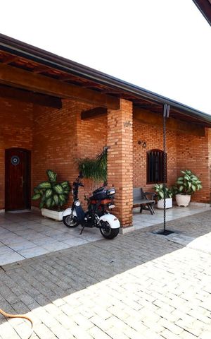 Casa para alugar com 290m², 3 quartos e 4 vagasGaragem 
