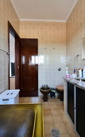 Casa para alugar com 290m², 3 quartos e 4 vagasBanheiro da Suíte