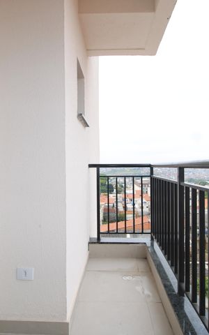 Apartamento para alugar com 65m², 2 quartos e sem vagaVaranda
