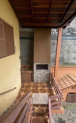 Casa para alugar com 200m², 5 quartos e 3 vagas