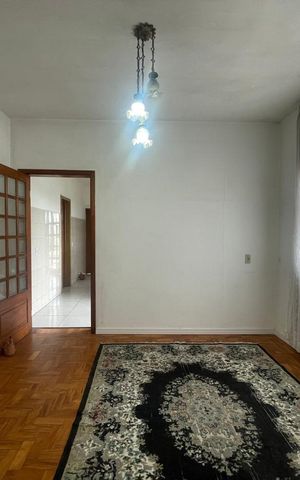 Casa para alugar com 200m², 5 quartos e 3 vagas