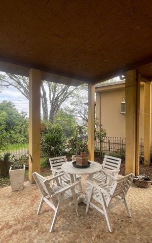 Casa para alugar com 200m², 5 quartos e 3 vagas