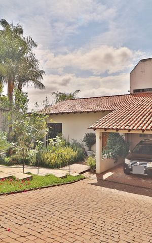 Casa para alugar com 300m², 3 quartos e 4 vagasJardim/Fachada