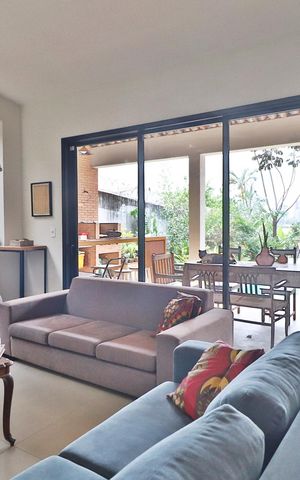 Casa para alugar com 300m², 3 quartos e 4 vagasSala