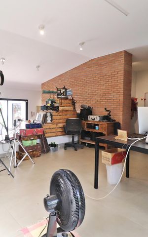 Casa para alugar com 300m², 3 quartos e 4 vagasSala / Escritório
