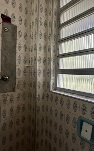 Apartamento para alugar com 100m², 2 quartos e sem vagaBanheiro social