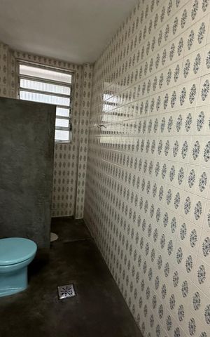 Apartamento para alugar com 100m², 2 quartos e sem vagaBanheiro social