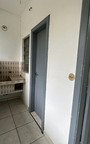 Apartamento para alugar com 100m², 2 quartos e sem vagaÁrea de Serviço