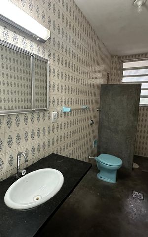 Apartamento para alugar com 100m², 2 quartos e sem vagaBanheiro social