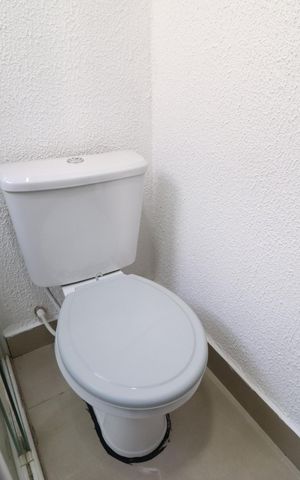 Casa de condomínio para alugar com 144m², 3 quartos e 2 vagasBanheiro Social
