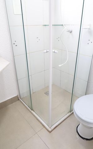 Casa de condomínio para alugar com 144m², 3 quartos e 2 vagasBanheiro Social
