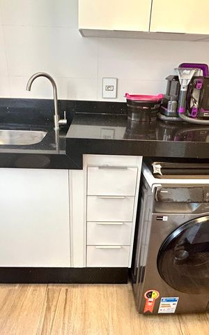 Apartamento à venda com 114m², 3 quartos e 2 vagas Apartamento à venda com 114m², 3 quartos e 2 vagasÁrea de Serviço