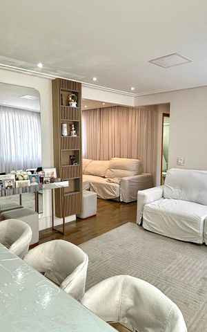Apartamento à venda com 114m², 3 quartos e 2 vagas Apartamento à venda com 114m², 3 quartos e 2 vagasSala