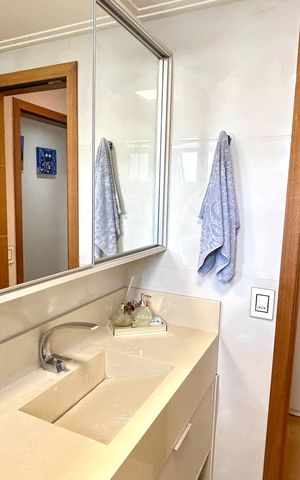 Apartamento à venda com 114m², 3 quartos e 2 vagas Apartamento à venda com 114m², 3 quartos e 2 vagasBanheiro da Suíte