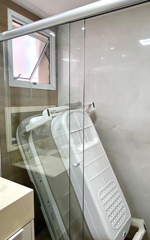 Apartamento à venda com 114m², 3 quartos e 2 vagas Apartamento à venda com 114m², 3 quartos e 2 vagasBanheiro 1