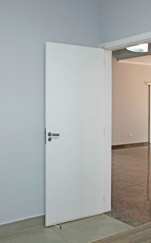 Casa de condomínio à venda com 800m², 3 quartos e 7 vagasEscritório