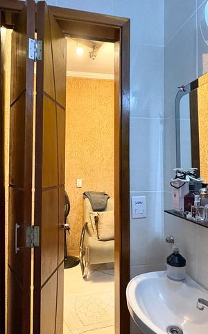 Casa à venda com 110m², 2 quartos e 2 vagas Casa à venda com 110m², 2 quartos e 2 vagasLavabo