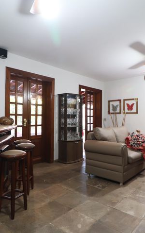 Casa para alugar com 673m², 4 quartos e 6 vagasSala da Varanda
