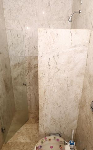 Casa para alugar com 673m², 4 quartos e 6 vagasBanheiro do Quarto 2