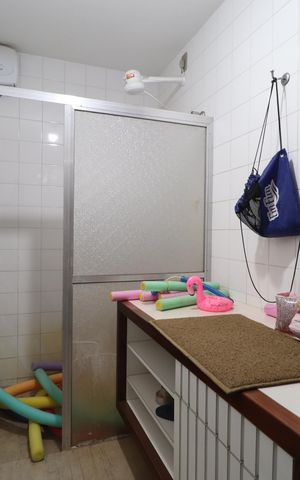 Casa para alugar com 673m², 4 quartos e 6 vagasVestiário masculino