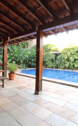 Casa para alugar com 673m², 4 quartos e 6 vagasVaranda