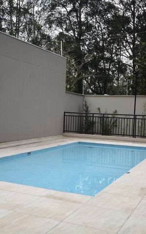 Apartamento à venda com 37m², 2 quartos e sem vagaÁrea comum - Piscina
