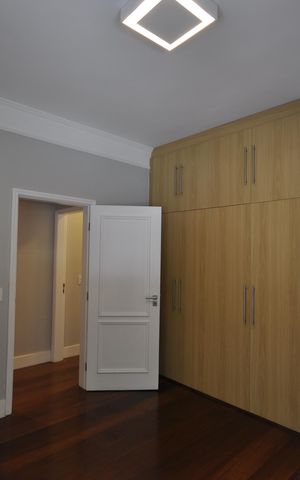 Casa à venda com 2198m², 4 quartos e 10 vagasSuíte 4