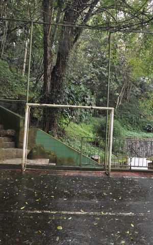 Casa à venda com 2198m², 4 quartos e 10 vagasQuadra Esportiva