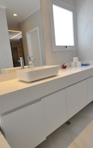 Casa à venda com 2198m², 4 quartos e 10 vagasBanheiro da Suíte Master