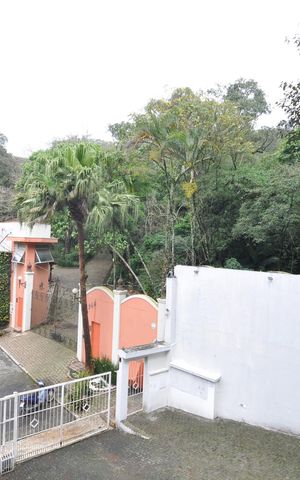 Casa à venda com 2198m², 4 quartos e 10 vagasVista da Sacada da Sala
