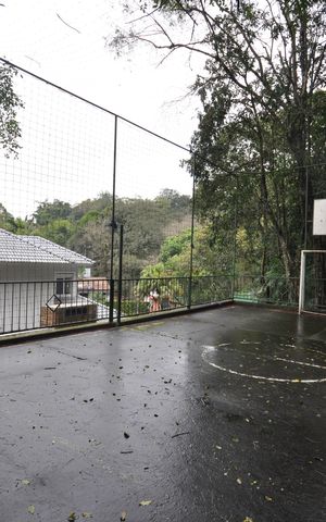 Casa à venda com 2198m², 4 quartos e 10 vagasQuadra Esportiva