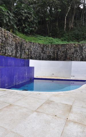 Casa à venda com 2198m², 4 quartos e 10 vagasPiscina