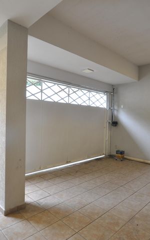Casa à venda com 2198m², 4 quartos e 10 vagasGaragem