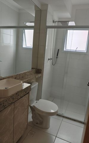 Apartamento para alugar com 61m², 2 quartos e 1 vaga Apartamento para alugar com 61m², 2 quartos e 1 vagaBanheiro