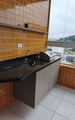 Apartamento para alugar com 61m², 2 quartos e 1 vaga Apartamento para alugar com 61m², 2 quartos e 1 vagaVaranda
