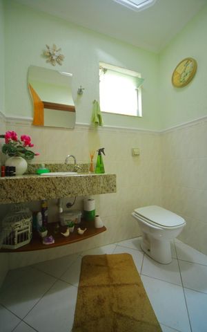 Casa à venda com 235m², 3 quartos e 5 vagasLavabo da Sala 