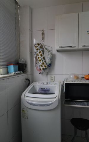 Apartamento à venda com 84m², 3 quartos e 1 vagaÁrea de Serviço