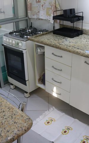 Apartamento à venda com 55m², 2 quartos e 1 vagaCozinha e Área de Serviço