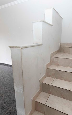 Casa para alugar com 120m², 3 quartos e 2 vagasACESSO AO PISO SUPERIOR