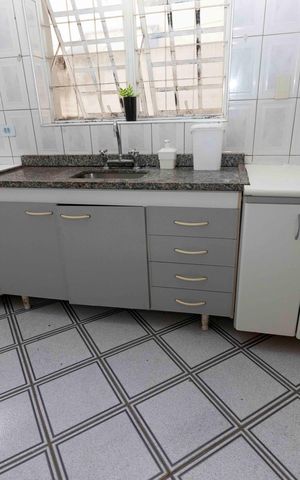 Casa para alugar com 120m², 3 quartos e 2 vagasCOZINHA