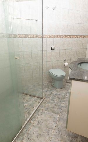 Casa para alugar com 120m², 3 quartos e 2 vagasBANHEIRO SOCIAL