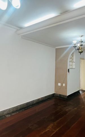 Casa à venda com 210m², 3 quartos e 2 vagas