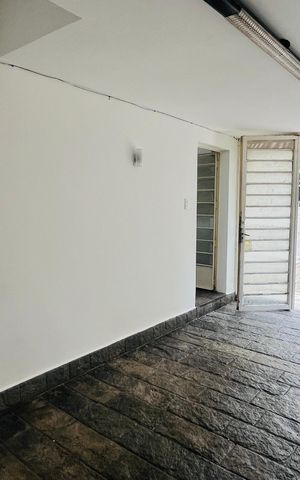 Casa à venda com 210m², 3 quartos e 2 vagas