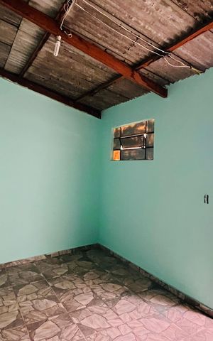 Casa à venda com 210m², 3 quartos e 2 vagas